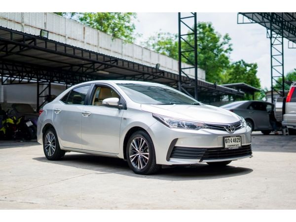 2017 Toyota Corolla Altis 1.6  E CNG Sedan รูปที่ 0